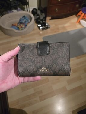 Coach Brown Signature Medium Corner Zip Wallet with Gold Logo